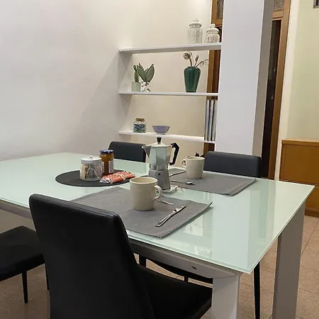 Meg 32 Three-room In The Heart Of Isola דירה *