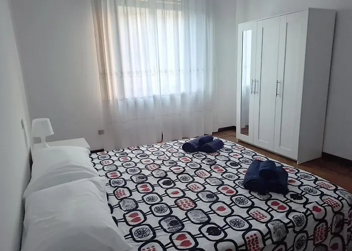 Meg 32 Three-room In The Heart Of Isola * Milán