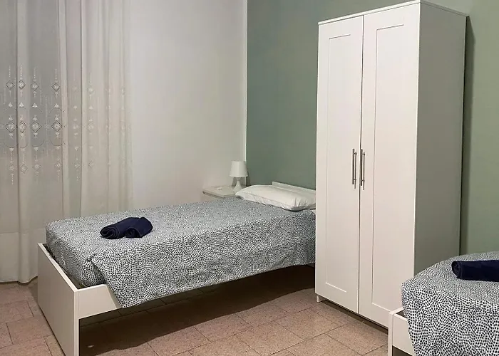 Meg 32 Three-room In The Heart Of Isola Apartmán *