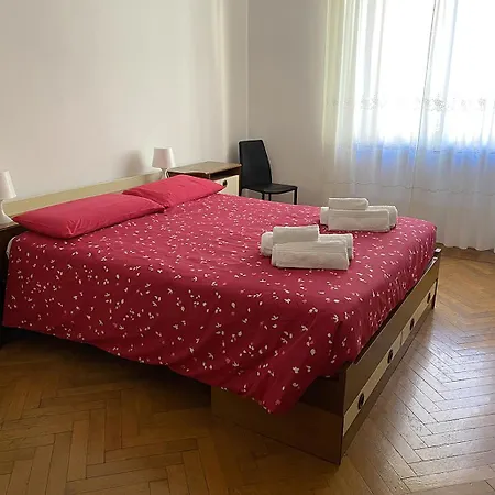 Meg 32 Three-room In The Heart Of Isola 아파트 *