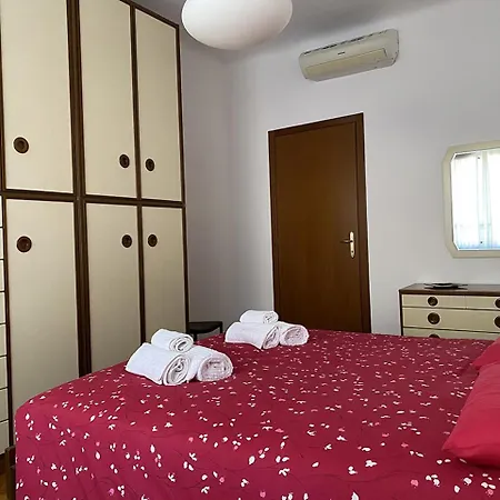 Meg 32 Three-room In The Heart Of Isola 아파트 *